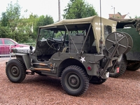 jeep ford gpw dérouleur de câbles exposition mémoire 44 à fruges 2005