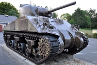 Saint-Laurent-sur-Mer Sherman M4A4 T 70ème anniversaire du débarquement en Normandie