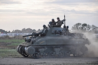 sherman m4a1 75 mm grizzly War & Peace Revival 2015