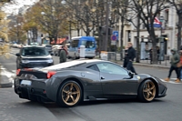Ferrari 430 Carpsotting à Paris, novembre 2015