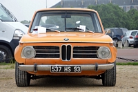 BMW 2002 Rassemblement au château de Vincennes, juin 2016