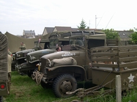 gmc cckw 353 alignement arromanches normandie 2004