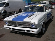 Ford Falcon VHC au circuit de Croix-en-Ternois 2006