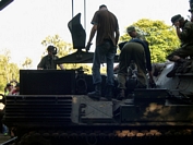 dépose du moteur MTU du Leopard par un Bergeleopard Tanks in Town 2008
