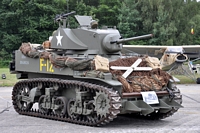 Stuart M5A1 Wings and Wheels 2010