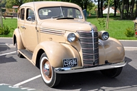 Chevrolet 1938 staff car Artois Libéré 2010 à Béthune