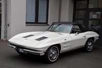 Chevrolet Corvette C2 Klassikstadt Frankfurt Sonntagtreffen