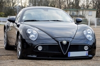 alfa romeo 8c competizione cars & coffee paris 2015