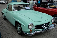 green mercedes 190 sl  rallye eaux et châteaux 2015