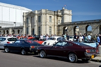 toyota celica rassemblement mensuel vincennes en anciennes au château de vincennes, mai 2015