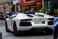 lamborghini lp-700-4 aventador roadster  Carspotting à Paris, juillet 2015