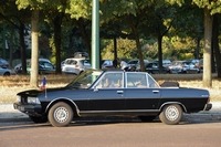 peugeot 604 presidentielle Traversée de Paris estivale 2015