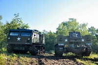 m4 allis chalmers m5 international hst high speed tractor Tanks in Town 2015 Mons