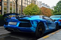 blue chrome lamborghini aventador lp 700-4 DMC Carspotting à Paris, août 2015