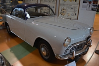 Simca coupé de ville L'aventure automobile à Poissy