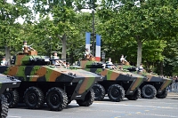 VBCI Défilé du 14 juillet 2016