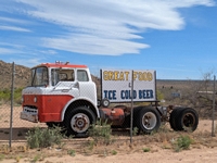 Carspotting sur un bout de la Route 66 en Arizona