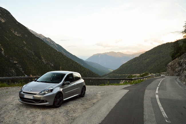 Renault Clio III RS dans la montagne
